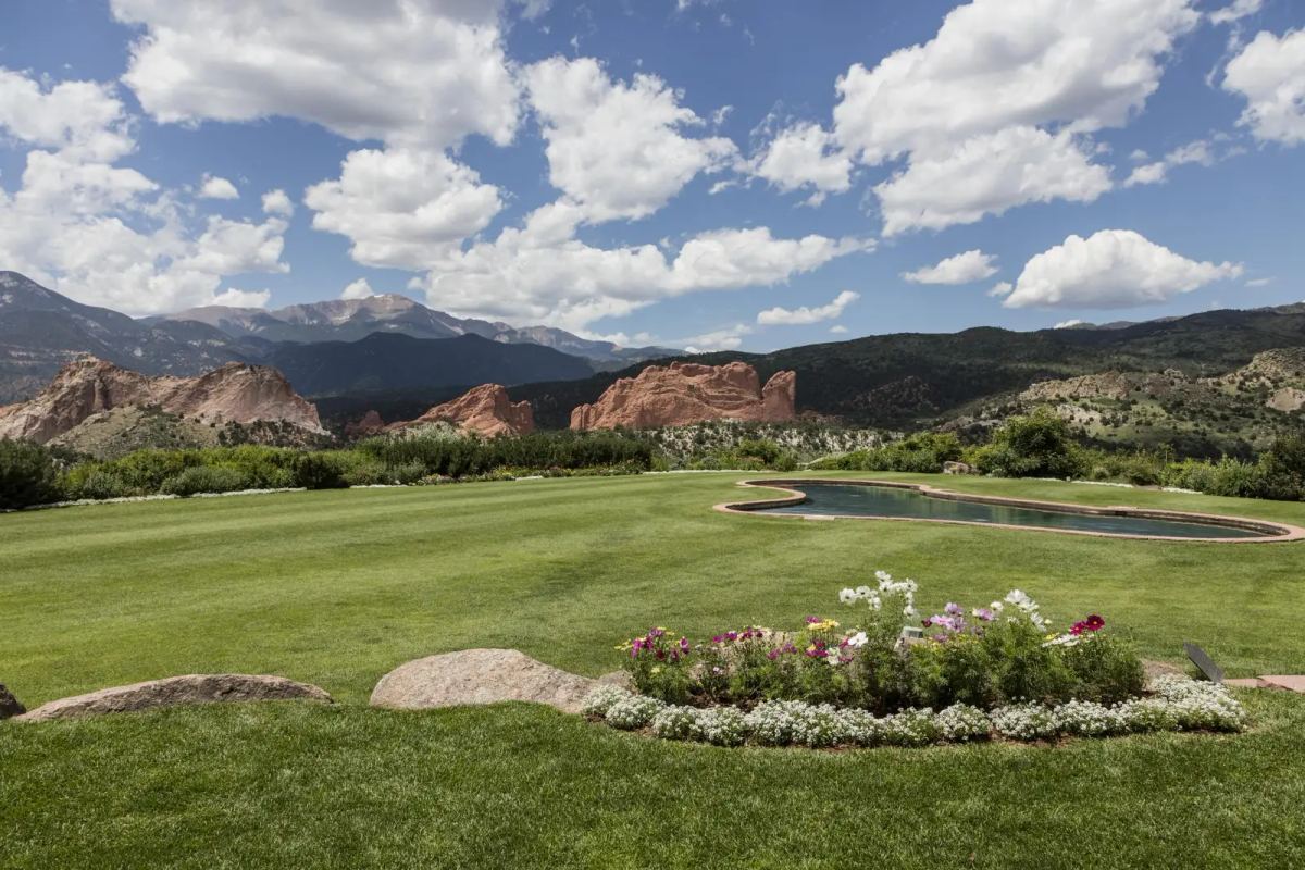 Garden of the Gods in Colorado Springs, for regional orientation